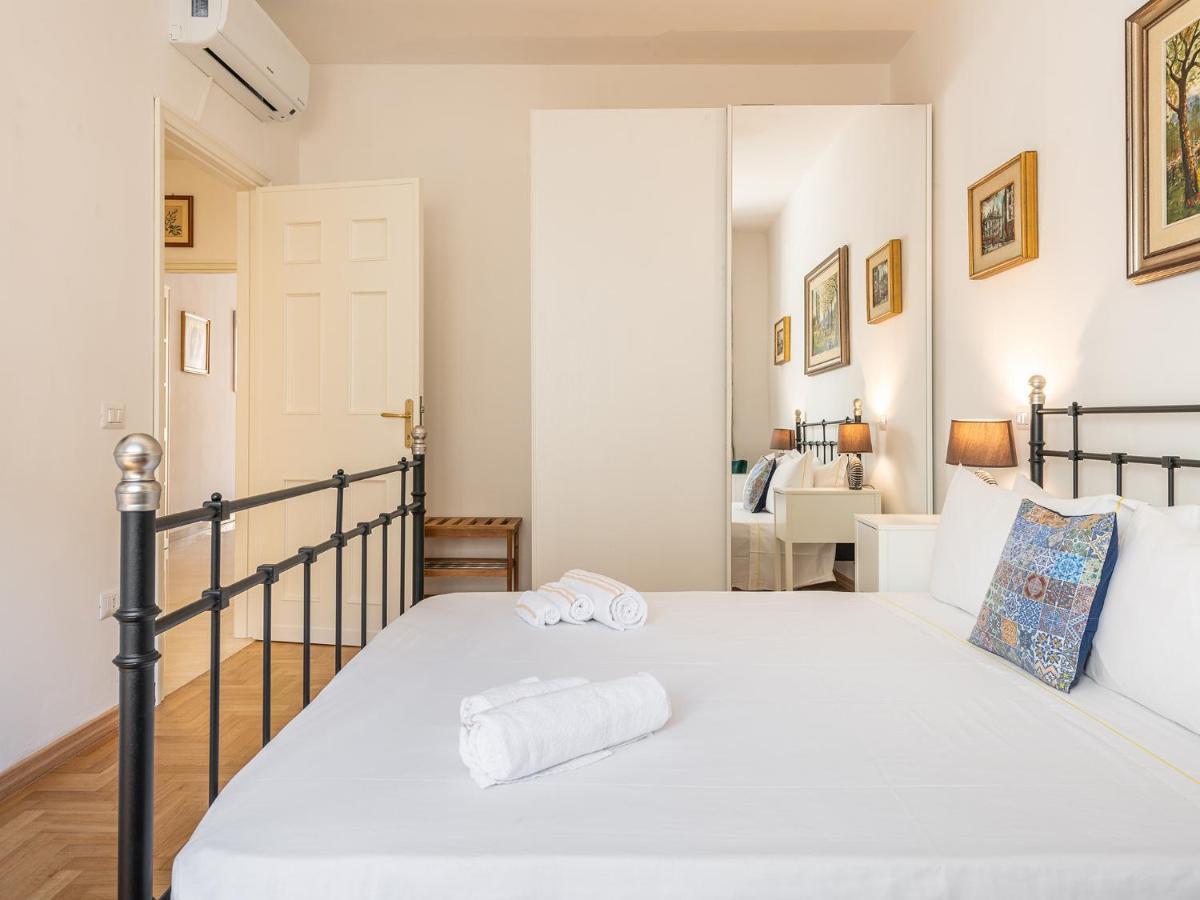 קליארי Apartment On Shopping Street מראה חיצוני תמונה