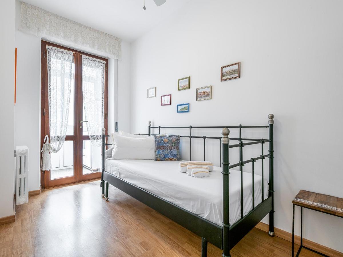 קליארי Apartment On Shopping Street מראה חיצוני תמונה