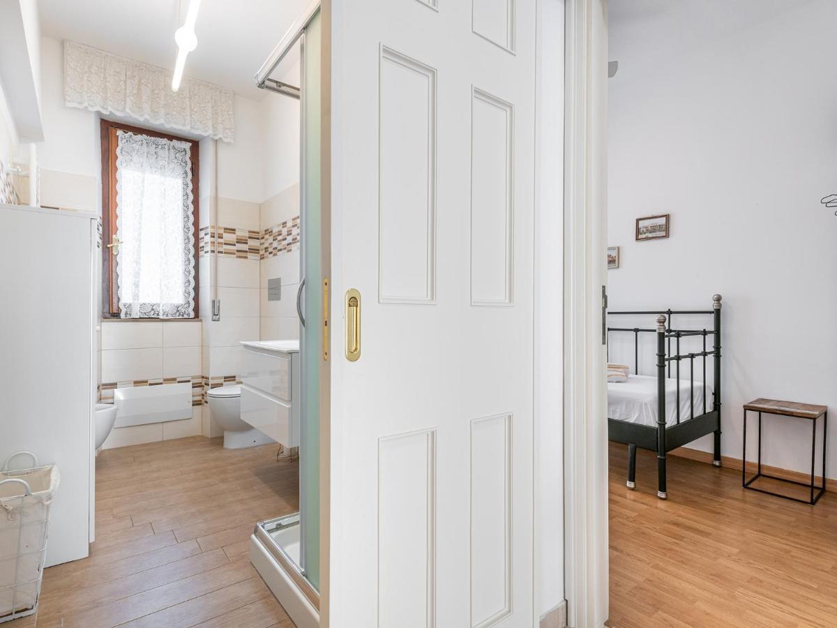 קליארי Apartment On Shopping Street מראה חיצוני תמונה